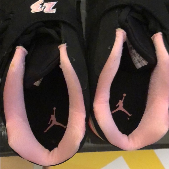 Jordan 8 low retro low gs sz 5.5 - Picture 3 of 4